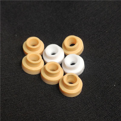 ZrO2 bianco che lavora le parti a macchina ceramiche che appannano l'ugello ceramico di biossido di zirconio ha lucidato