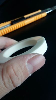 Isolanti elettrici ceramici meccanici dell'anello con sigillo 1300HV di biossido di zirconio di precisione