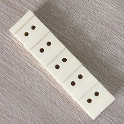 Piastrina ceramica dell'allumina 3700Mpa delle parti dell'allumina ceramica ad alta temperatura di industriale 99%