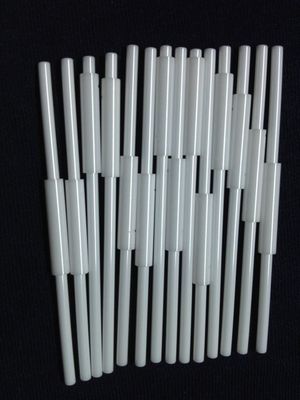 L'ittrio ha stabilizzato 1300HV il biossido di zirconio bianco Rohi ceramici Rod ceramico poroso