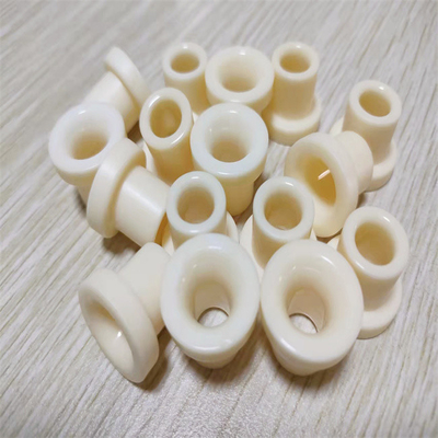 Durezza degli ugelli ceramici dell'allumina di precisione alta per attrezzatura elettronica