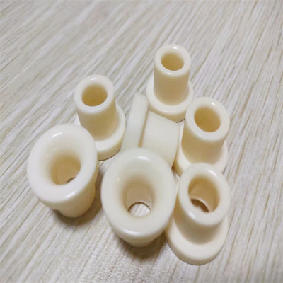 Durezza degli ugelli ceramici dell'allumina di precisione alta per attrezzatura elettronica